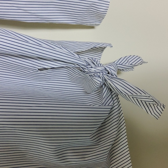 Theory Blue/White Stripped Long Sleeve  Side Tie Blouse Size L - Picture 3 of 8
